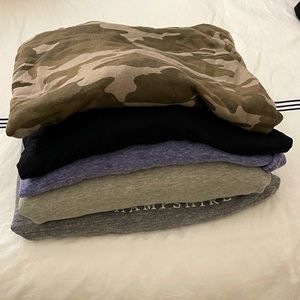 Lot of five sweatshirts!